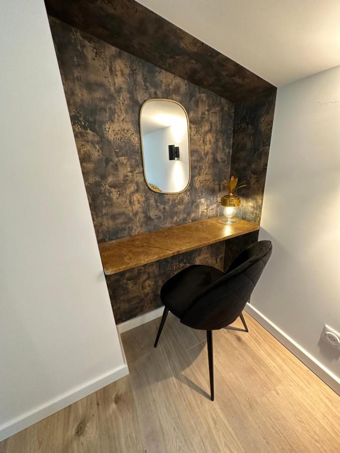 Un Brin De Pampa Apartment Vienne  Bagian luar foto